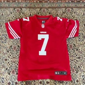 Colin Kaepernick kids medium